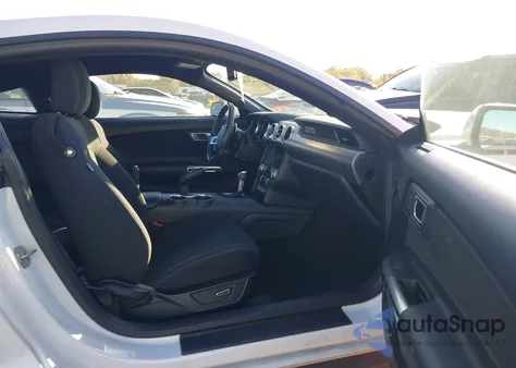 2018 Ford Mustang Ecoboost z USA, uszkodzony, nr VIN 1FA6P8TH3J5120438